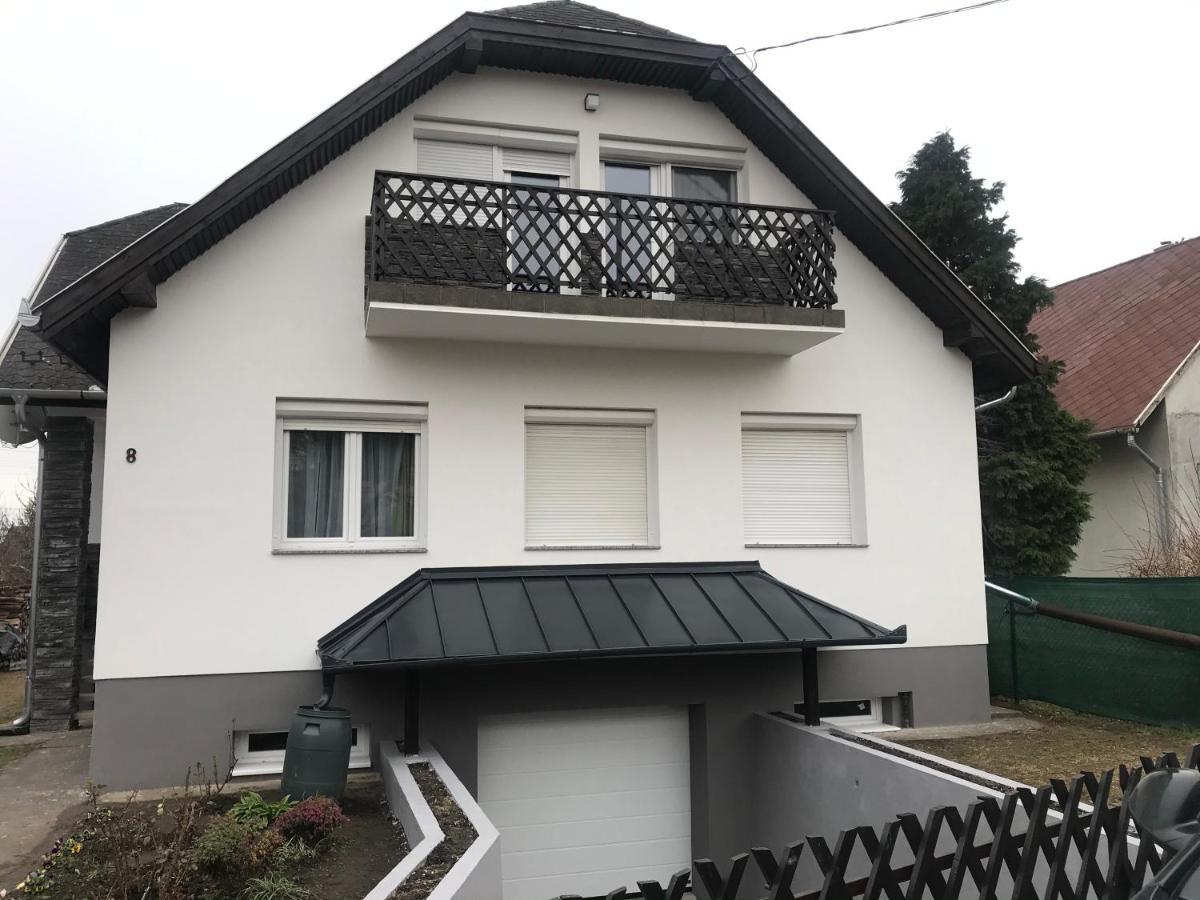 Talaber Vendeghaz Apartment Вонярквашеги Екстериор снимка